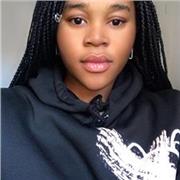 Canguro y profesora especializada en el trato y cuidado de niño, cómo ayudarles con los deberes o en algunos que otros quehaceres